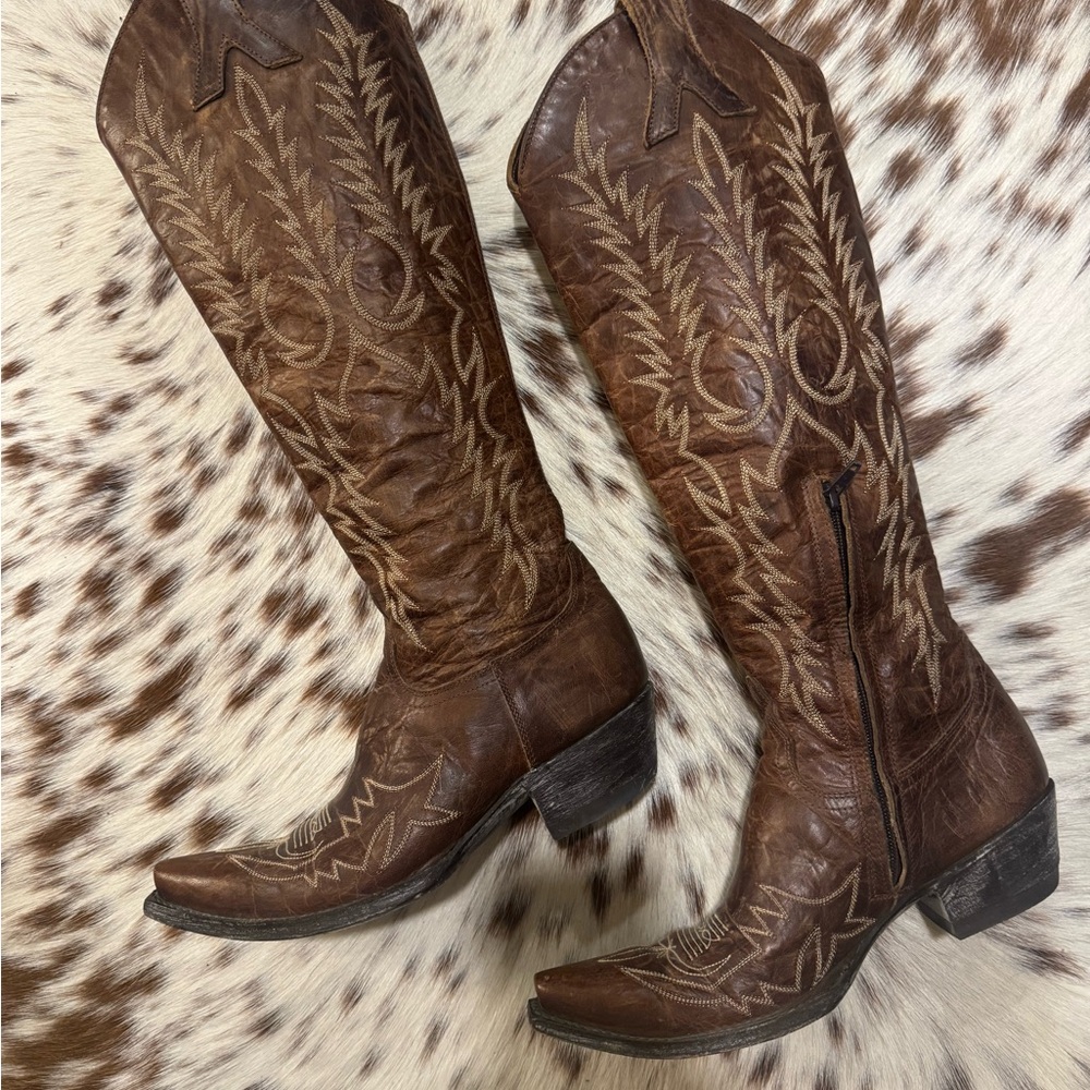 Old Gringo - Mayra - EUC 🤠